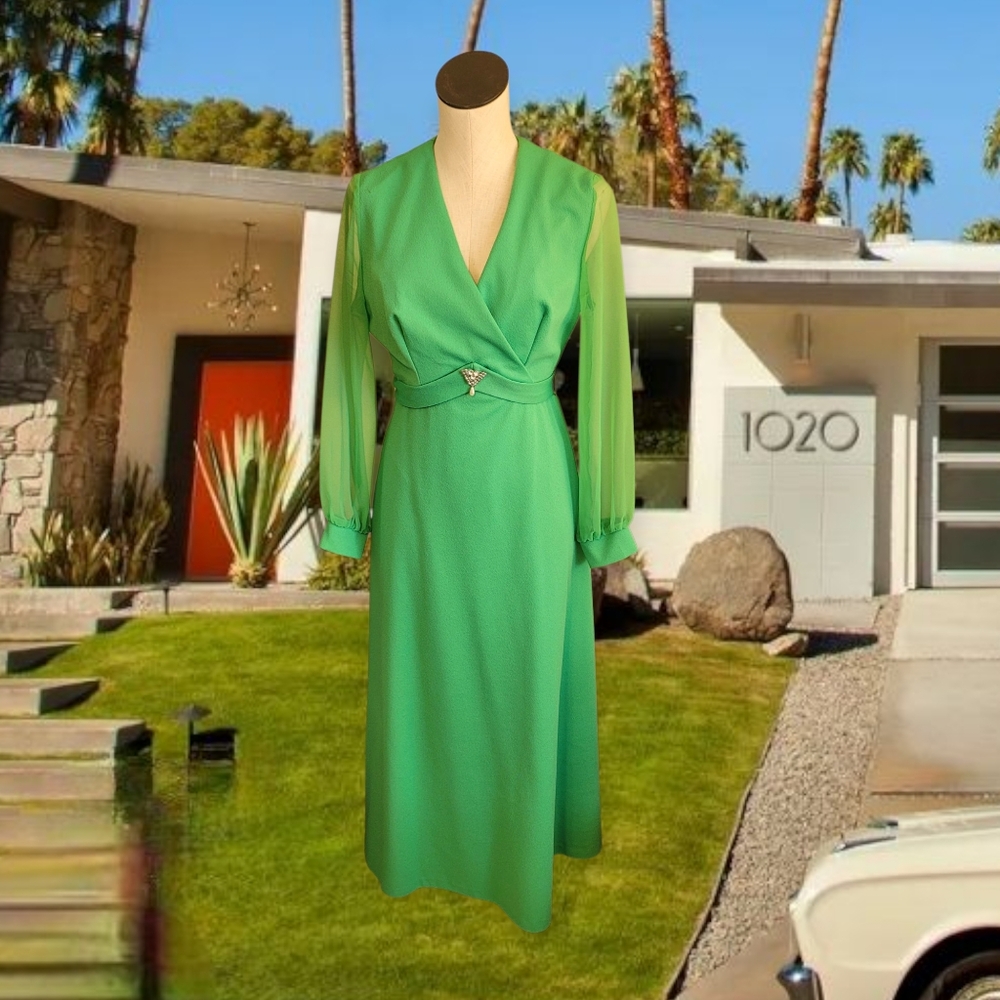 Vintage 70s Elegant Green Dress
